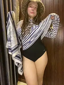 KristieKitty online show from March 2026 05:09:02 PM