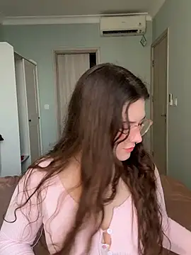 Snapshot of KristieKitty chatting on July 2026 09:06:02 AM KristieKitty online show from July 2026 09:06:02 AM
