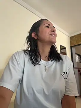 Snapshot of SamanthaWalker_ chatting on May 2026 02:14:01 PM SamanthaWalker online show from May 2026 02:14:01 PM