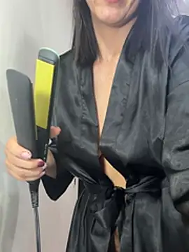 SamanthaWalker  online show from April 2026 12:23:01 PM