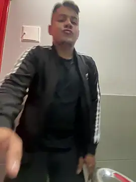 OliverTabordaa online show from March 2026 06:46:01 PM