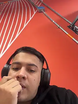 OliverTabordaa online show from April 2026 08:22:02 PM