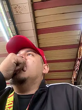 OliverTabordaa online show from April 2026 01:03:01 PM