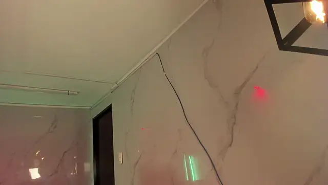 Ivy Brown  online show from April 2026 07:15:02 AM