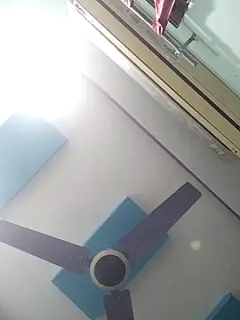 Foxboy65 online show from April 2026 01:28:02 PM