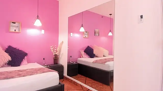 liapinket online show from March 2026 12:05:01 PM