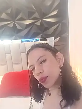 Katijis online show from April 2026 09:50:02 PM