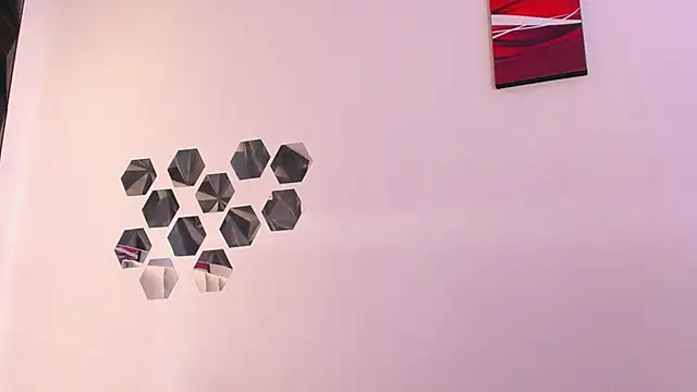 Katijis online show from April 2026 07:29:04 PM