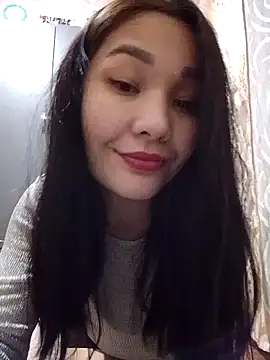 HollyXMolly online show from March 2026 05:50:01 PM