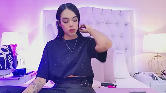 MeganRoseh online show from July 2026 08:32:01 PM