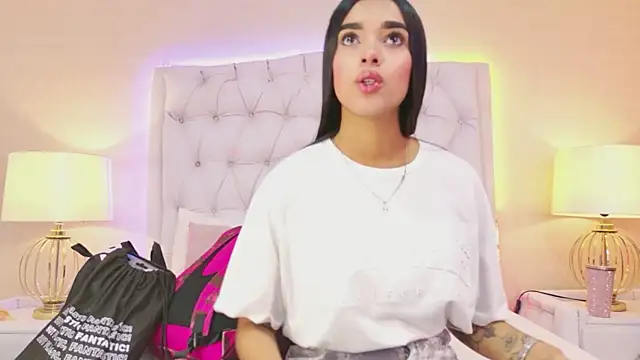 MeganRoseh online show from April 2026 08:32:01 PM