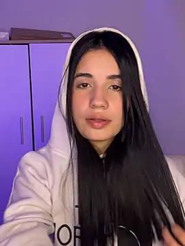 Lucy engel online show from May 2026 02:08:01 AM