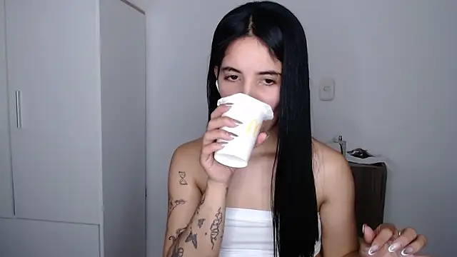 Lucy engel online show from April 2026 11:38:02 PM