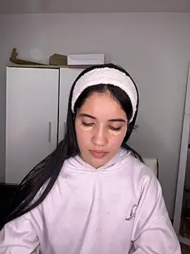 Lucy engel online show from May 2026 11:25:01 PM