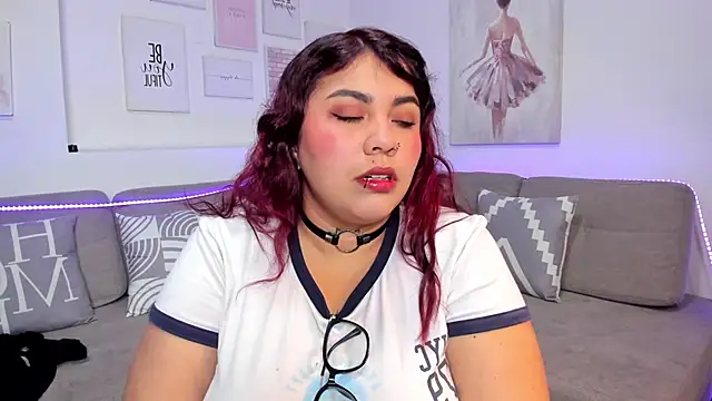 Dana sophiia online show from April 2026 04:37:02 AM