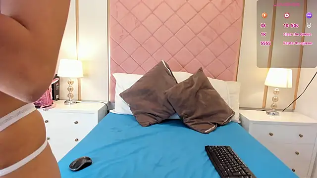 Alexa Jonees online show from May 2026 08:24:02 PM