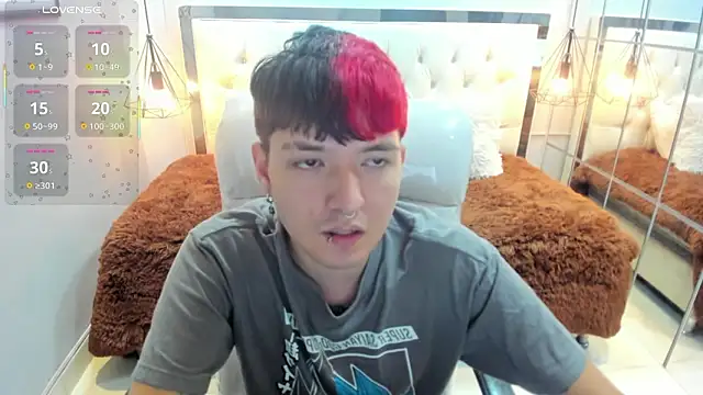 Santiago morgan online show from March 2026 10:37:01 PM