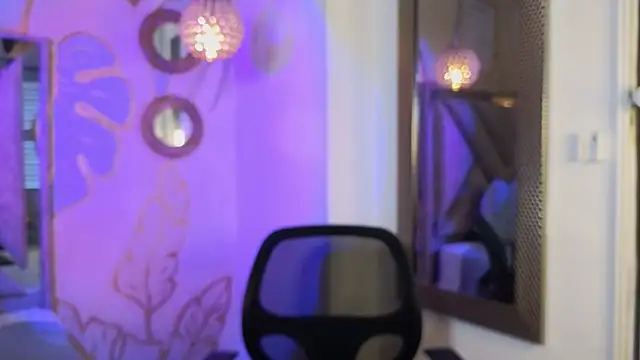 Tinocrow online show from April 2026 03:28:01 PM