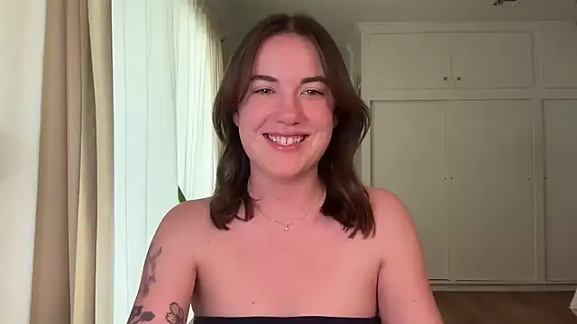 summerxo online show from March 2026 11:30:01 PM