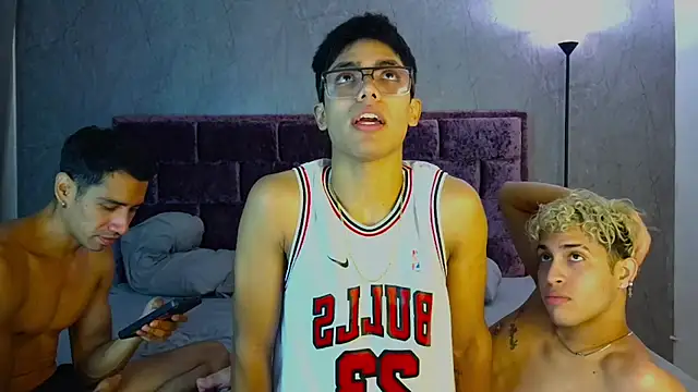Wild Squad online show from April 2026 06:59:01 PM