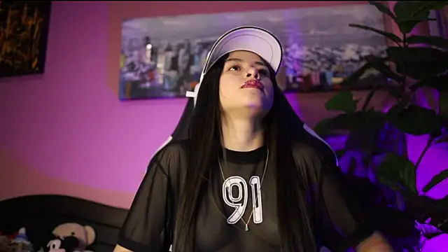 Danaa Rousee  online show from March 2026 08:48:01 PM