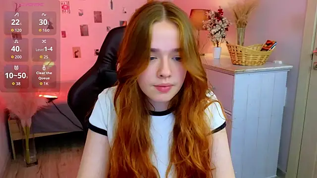 Snapshot of TiffanyVex chatting on May 2026 03:41:02 PM TiffanyVex online show from May 2026 03:41:02 PM