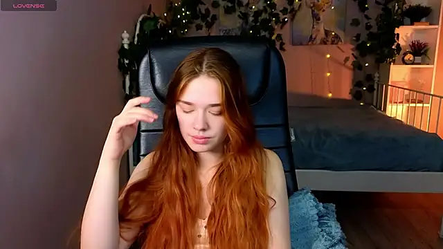 TiffanyVex online show from March 2026 03:22:01 PM