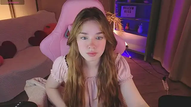 TiffanyVex online show from April 2026 03:28:01 PM