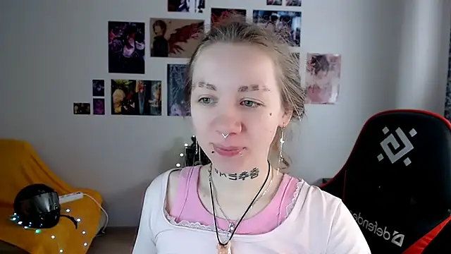 Nica Kawaii online show from April 2026 07:43:02 AM