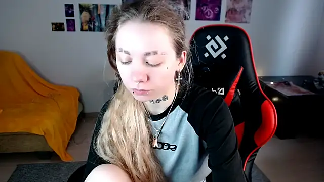 Nica Kawaii online show from March 2026 08:05:02 AM