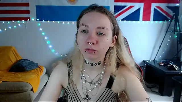 Nica Kawaii online show from March 2026 06:07:01 AM