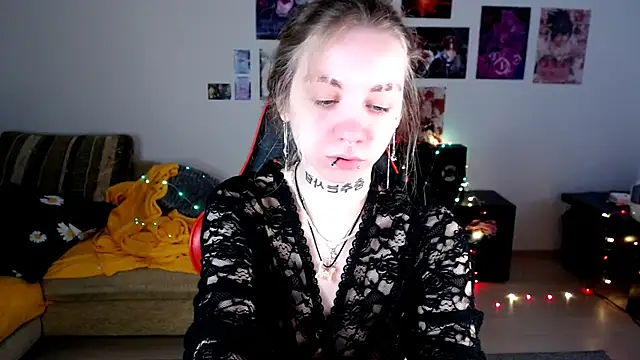 Snapshot of Nica_Kawaii chatting on May 2026 01:14:01 PM Nica Kawaii online show from May 2026 01:14:01 PM