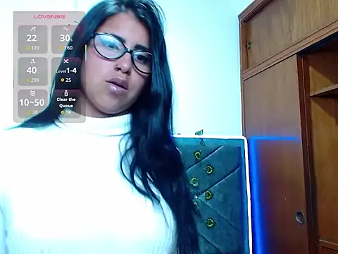 Alisha Gamskar13 online show from June 2026 03:00:02 PM