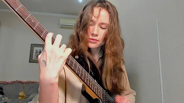 MaryannSofts online show from April 2026 03:29:02 PM