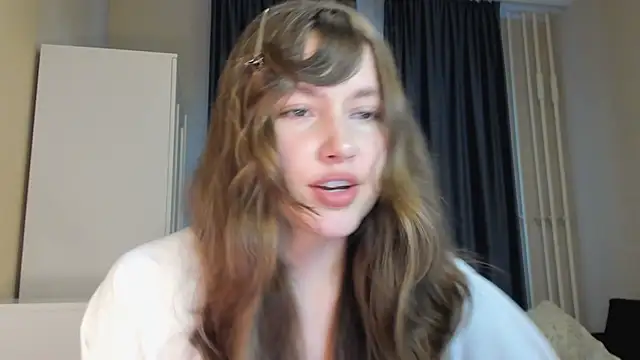 Snapshot of MaryannSofts chatting on June 2026 01:27:01 PM MaryannSofts online show from June 2026 01:27:01 PM