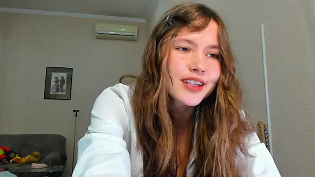 Snapshot of MaryannSofts chatting on May 2026 01:30:01 PM MaryannSofts online show from May 2026 01:30:01 PM
