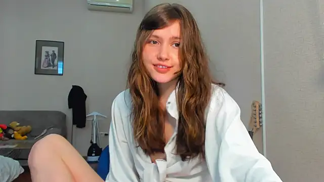 Snapshot of MaryannSofts chatting on May 2026 11:08:01 AM MaryannSofts online show from May 2026 11:08:01 AM