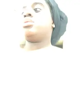 YourLiaa  online show from March 2026 10:14:01 PM