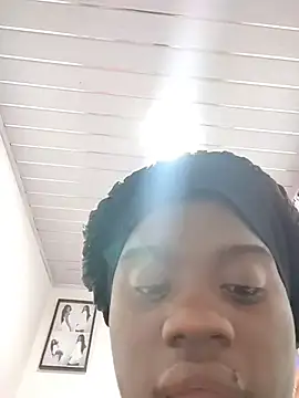 YourLiaa  online show from April 2026 02:36:02 AM