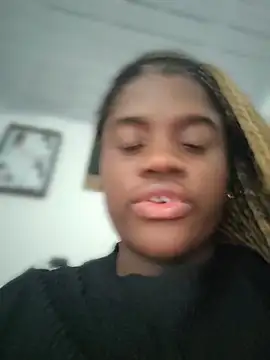 YourLiaa  online show from March 2026 09:54:01 PM