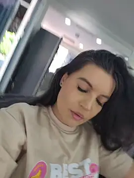 Pretty Julieta online show from April 2026 09:10:02 PM