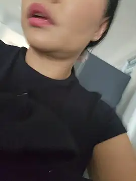 Pretty Julieta online show from April 2026 09:18:02 PM