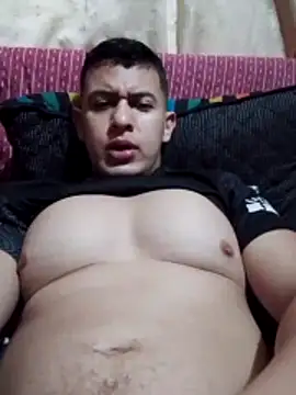 Snapshot of RomanCroft chatting on April 2026 02:07:01 AM RomanCroft online show from April 2026 02:07:01 AM