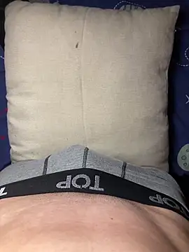 Snapshot of Samuelhot25 chatting on March 2026 01:11:01 AM Samuelhot25 online show from March 2026 01:11:01 AM