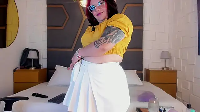 juana valkiria online show from May 2026 03:44:01 AM