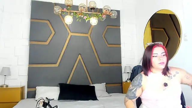 juana valkiria online show from May 2026 03:35:02 AM