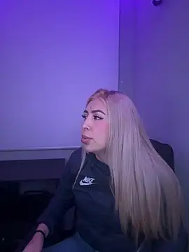 Megan sexrosse online show from March 2026 01:32:01 AM