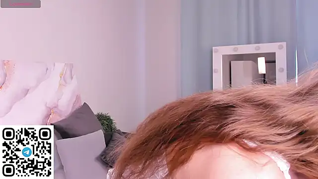 Snapshot of Xenia_paradise chatting on April 2026 01:07:01 AM Xenia paradise online show from April 2026 01:07:01 AM