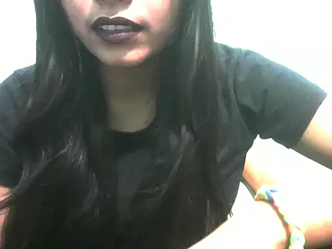 Lovely-Pandey online show from March 2026 06:20:01 PM