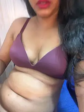 Snapshot of munni-munni6767 chatting on May 2026 06:27:02 PM munni-munni6767 online show from May 2026 06:27:02 PM